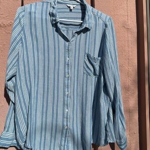 Oversized boyfriend shirt